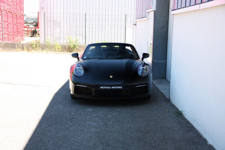 Porsche 992 Carrera