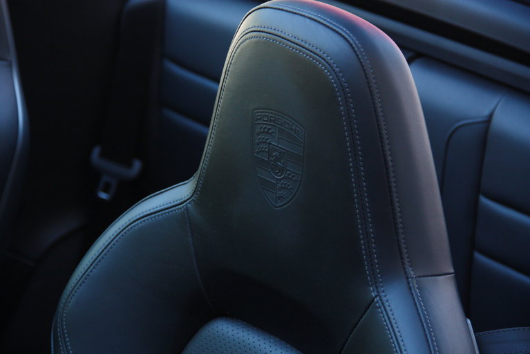 Porsche 992 Carrera
