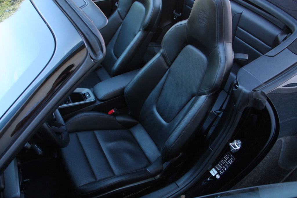 Porsche 992 Carrera