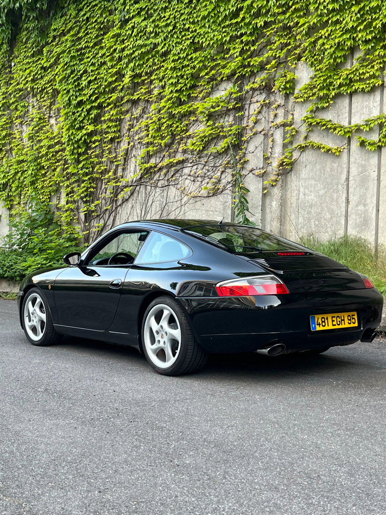 Porsche 996 Carrera