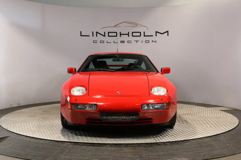 Porsche 928 S4