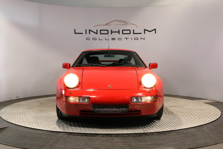 Porsche 928 S4