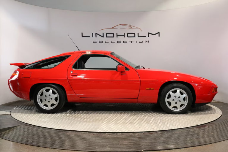 Porsche 928 S4
