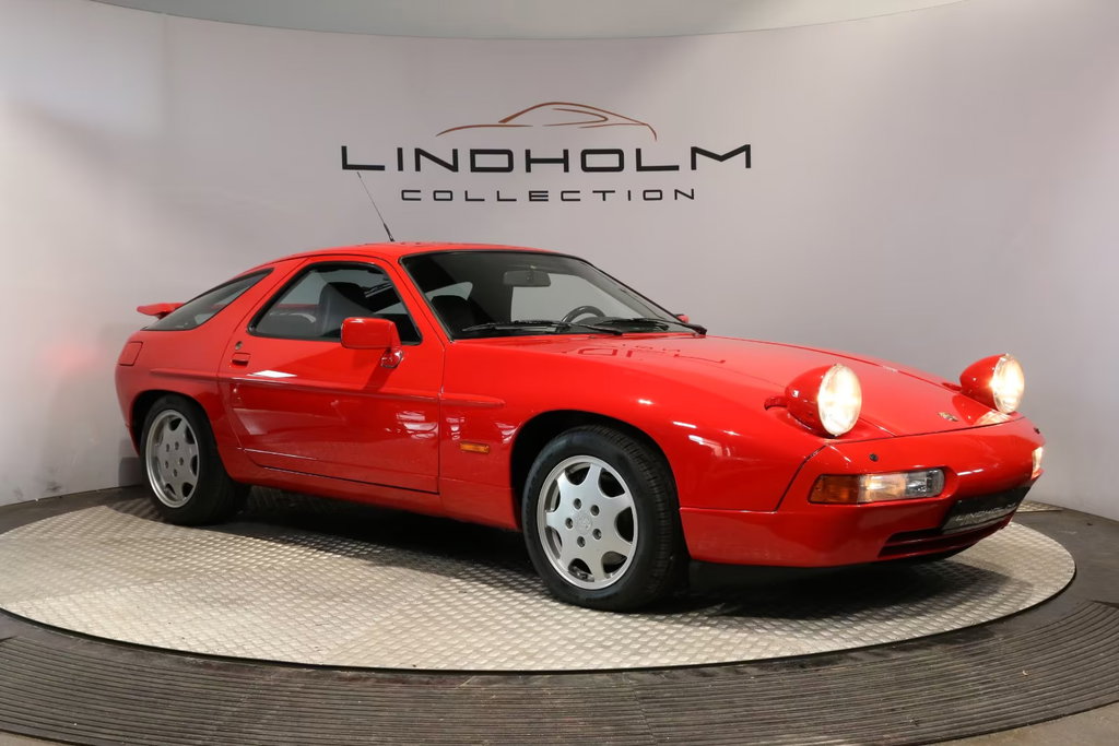 Porsche 928 S4