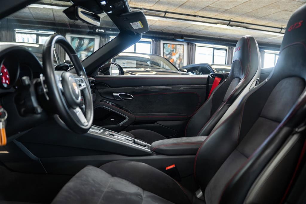 Porsche 991.2 Carrera 4 GTS