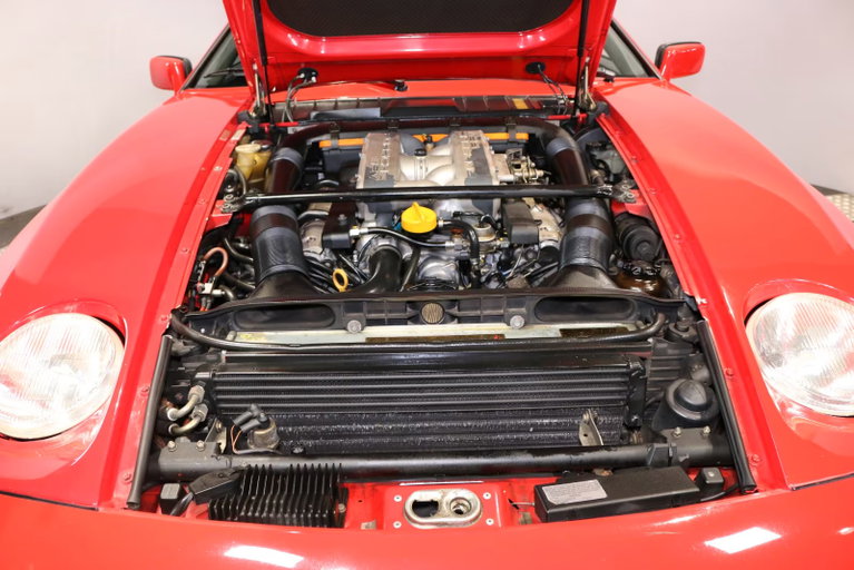 Porsche 928 S4