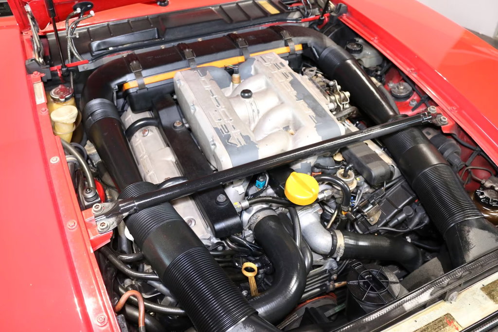 Porsche 928 S4