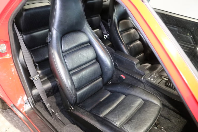 Porsche 928 S4