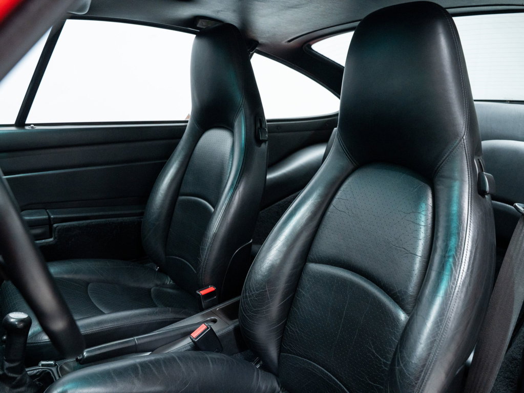 Porsche 993 Carrera 4
