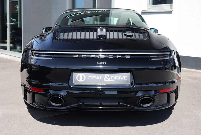 Porsche 992 Edition 50 Jahre Porsche Design