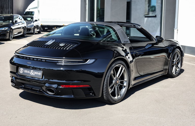 Porsche 992 Edition 50 Jahre Porsche Design