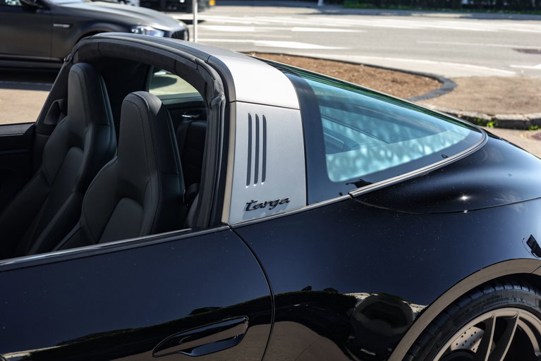 Porsche 992 Edition 50 Jahre Porsche Design
