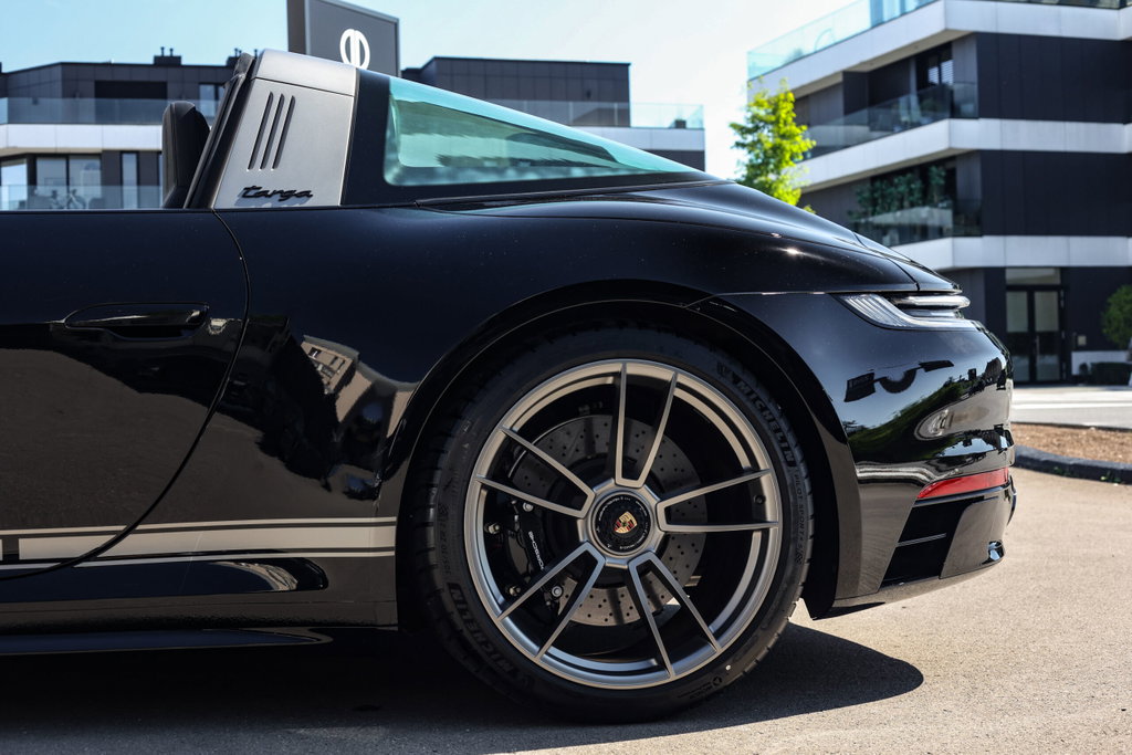 Porsche 992 Edition 50 Jahre Porsche Design
