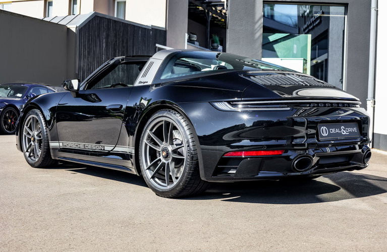 Porsche 992 Edition 50 Jahre Porsche Design