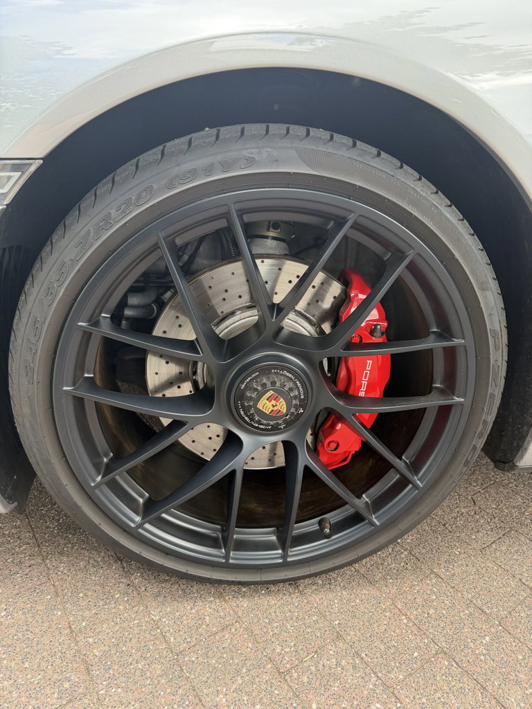 Porsche 991.2 Carrera 4 GTS