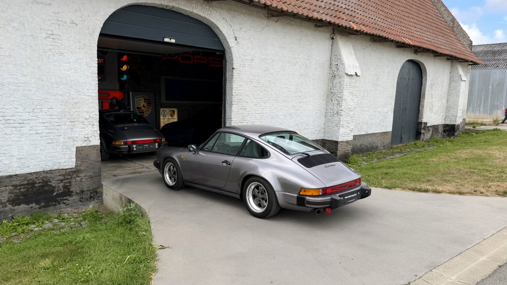 Porsche 911 Carrera 3.2