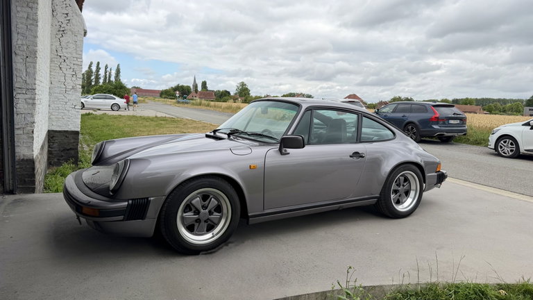 Porsche 911 Carrera 3.2