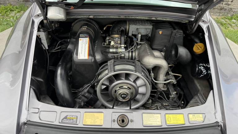 Porsche 911 Carrera 3.2