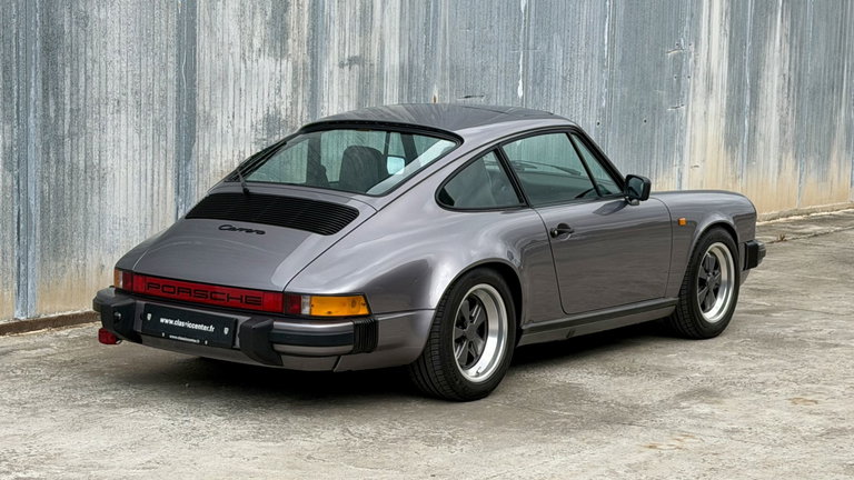 Porsche 911 Carrera 3.2