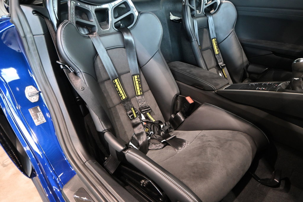 Porsche 718 Cayman GT4
