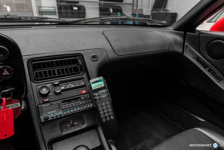 Porsche 928 GTS