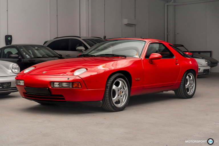 Porsche 928 GTS