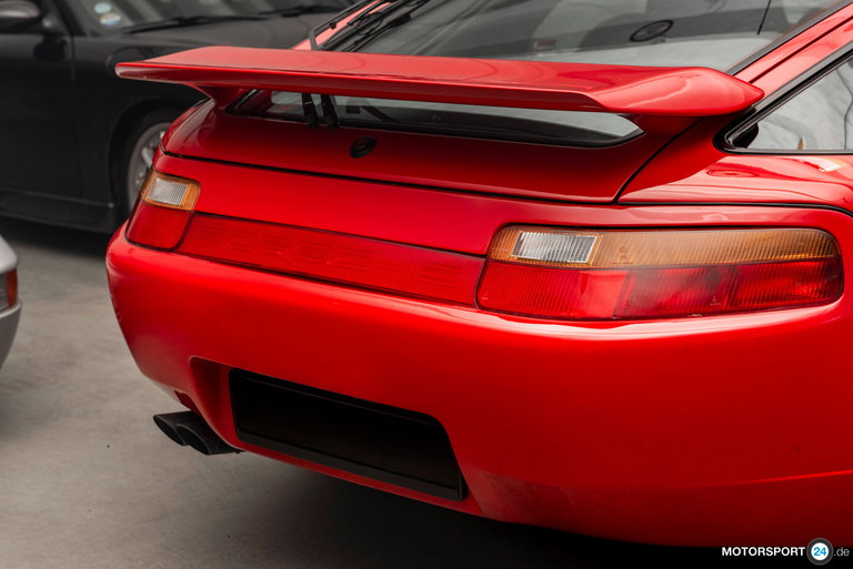 Porsche 928 GTS