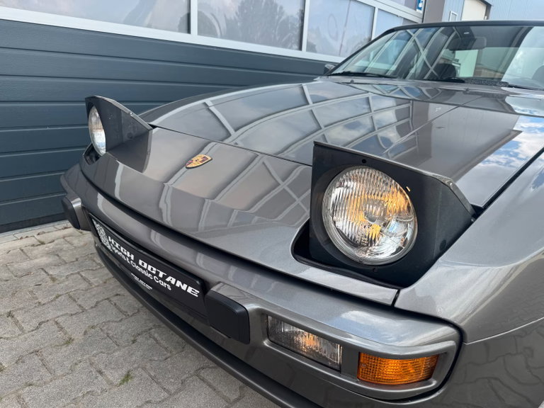 Porsche 944 Coupé
