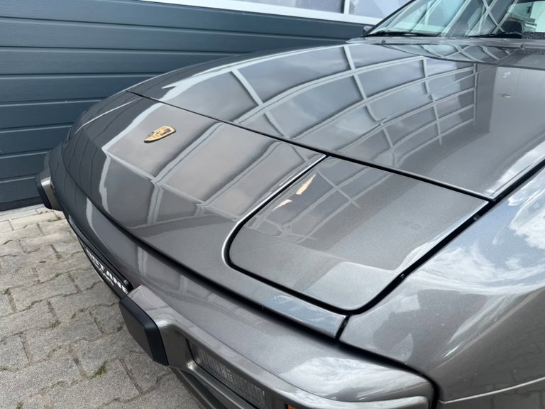 Porsche 944 Coupé