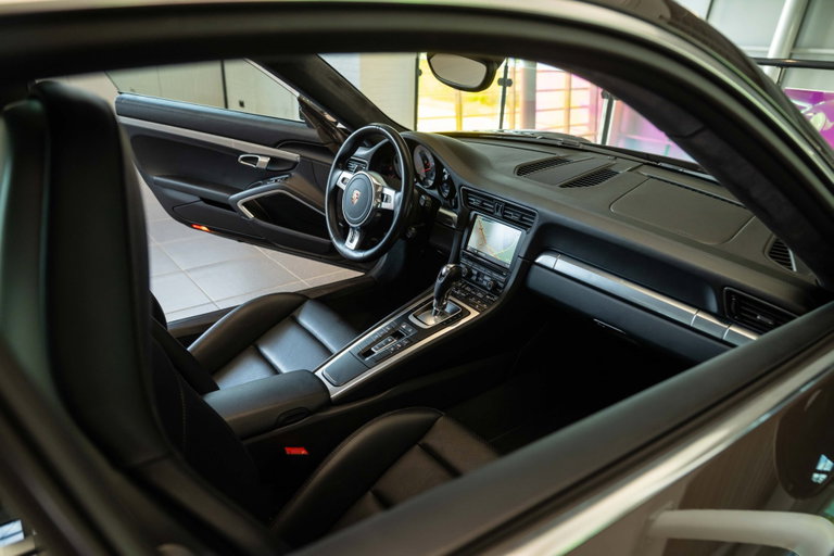 Porsche 991 Carrera