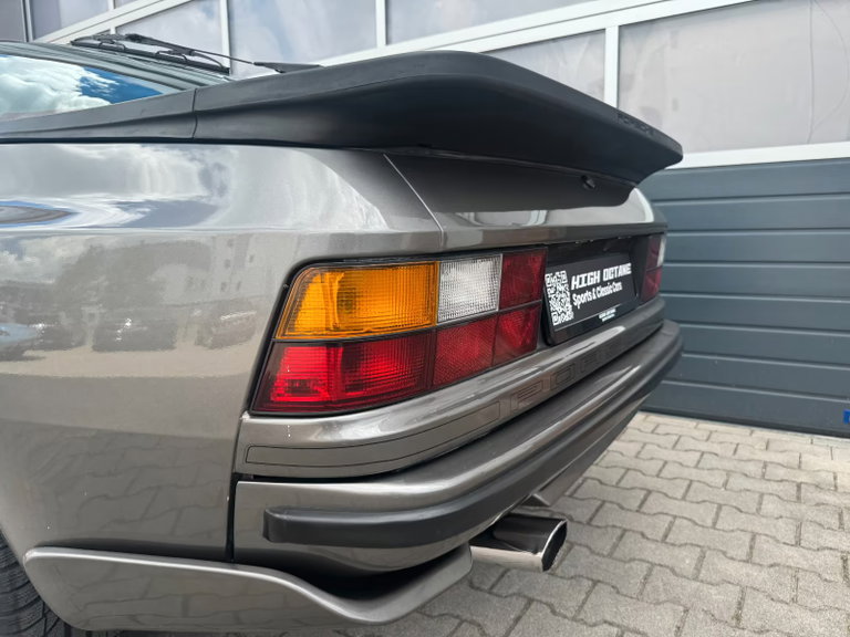 Porsche 944 Coupé