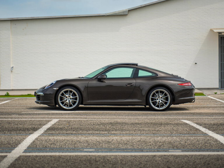 Porsche 991 Carrera