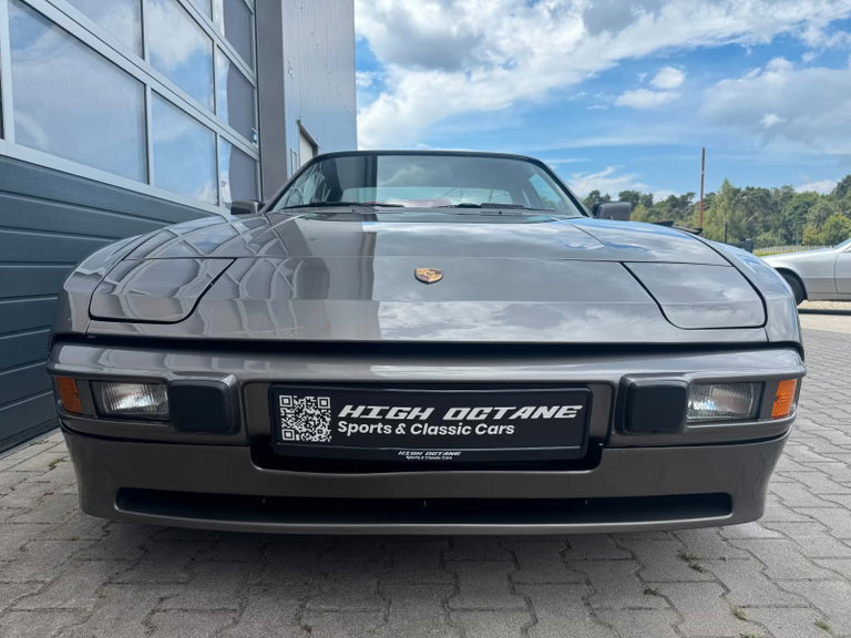 Porsche 944 Coupé