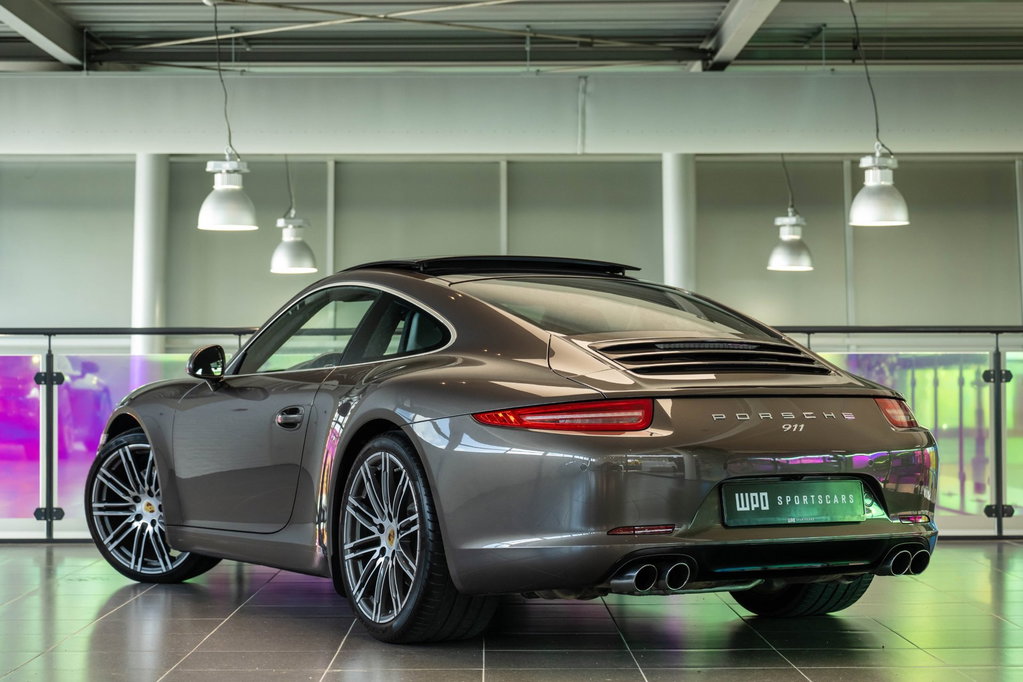 Porsche 991 Carrera