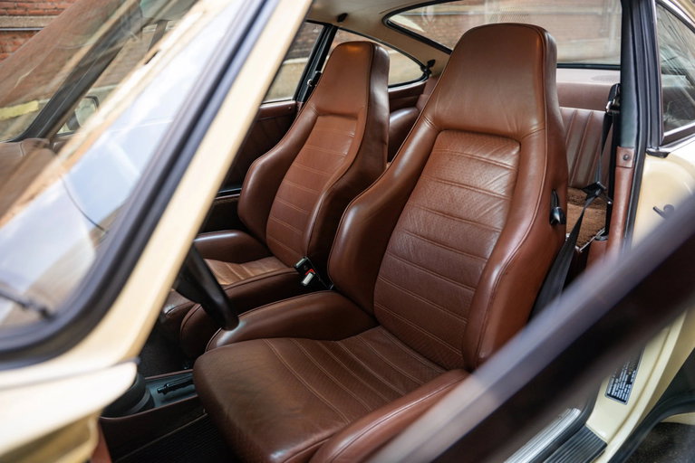 Porsche 911 Turbo 3.0 (US)