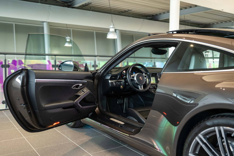 Porsche 991 Carrera