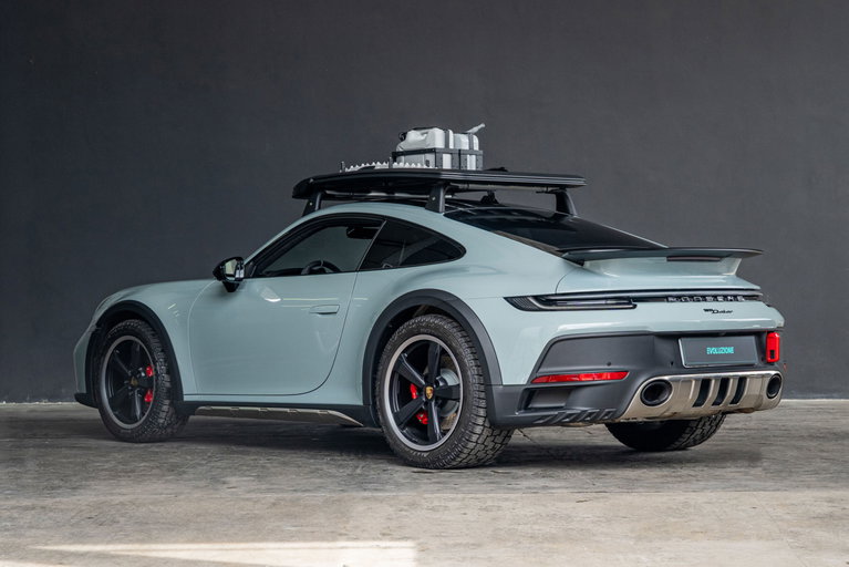 Porsche 911 Dakar