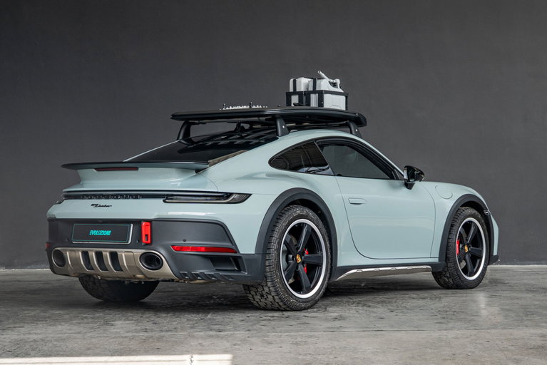 Porsche 911 Dakar