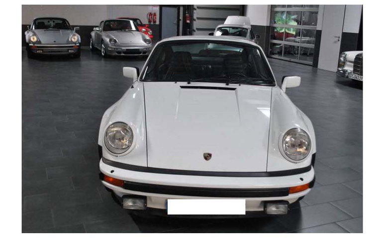 Porsche 911 Turbo 3.3