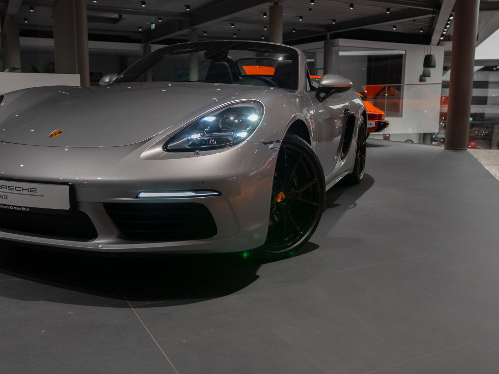 Porsche 718 Boxster