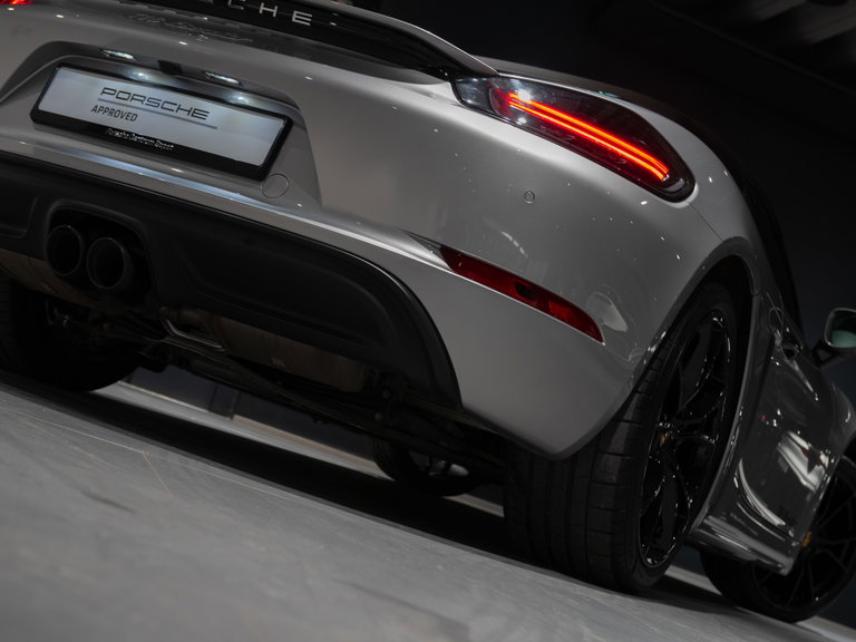 Porsche 718 Boxster
