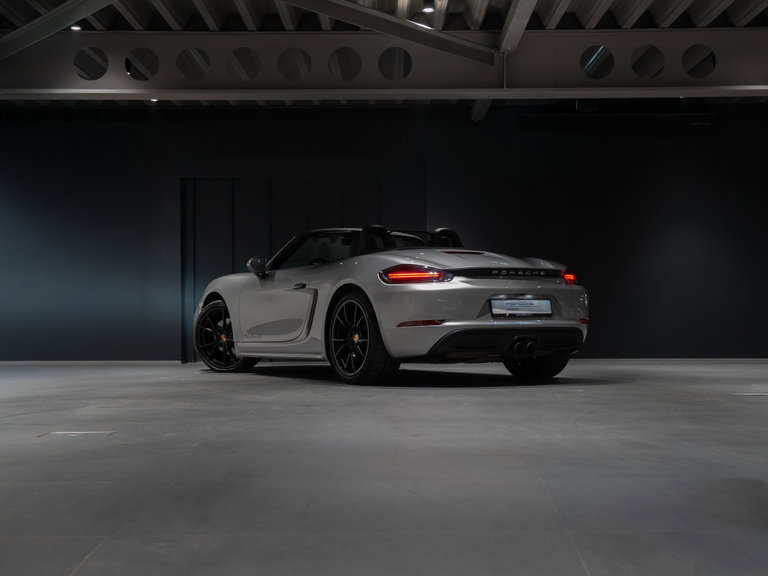 Porsche 718 Boxster