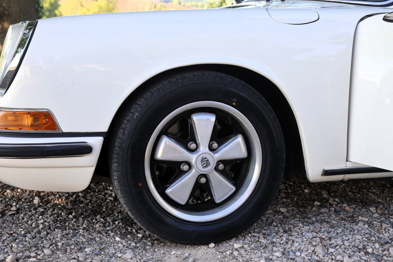 Porsche 911 S (F-Modell)