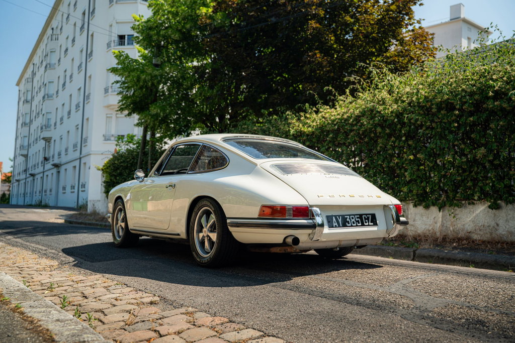 Porsche 911 S (F-Modell)