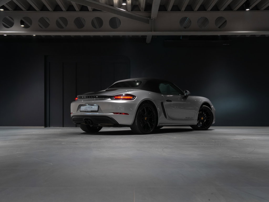Porsche 718 Boxster