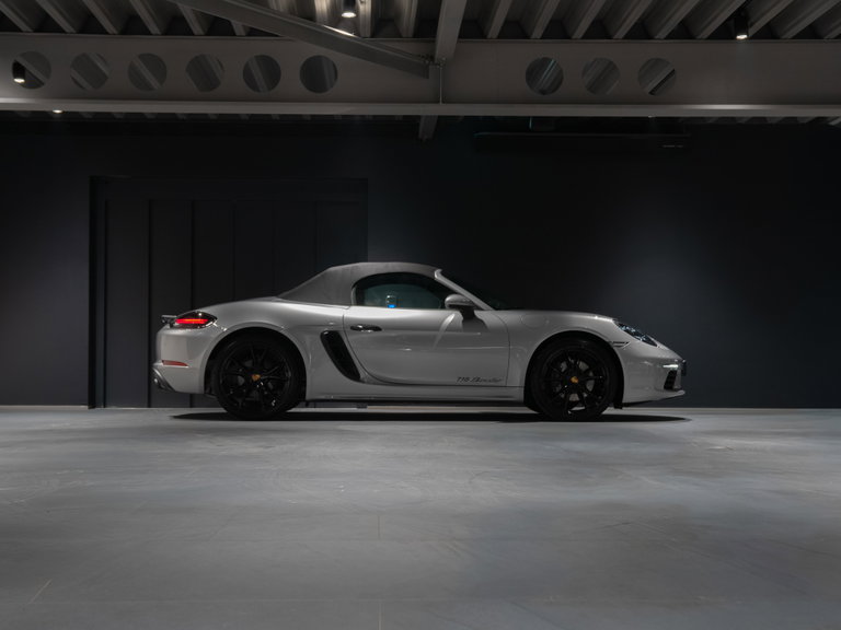 Porsche 718 Boxster