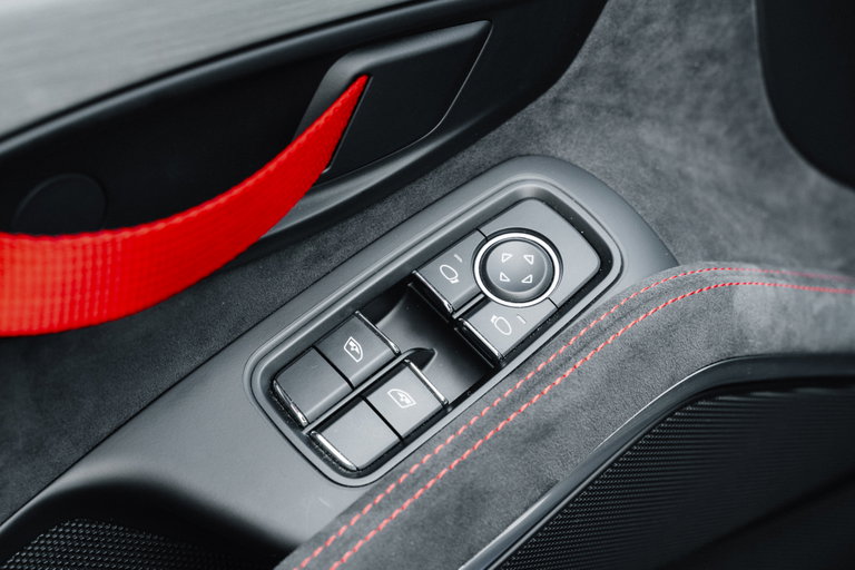 Porsche 981 Cayman GT4