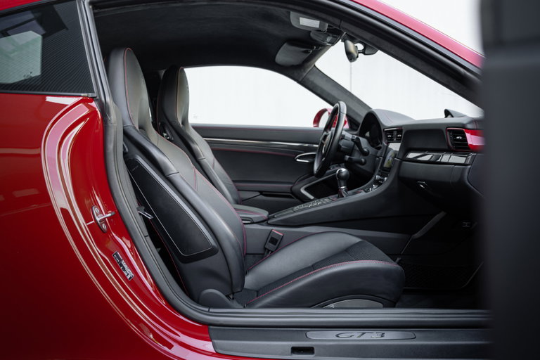 Porsche 991.2 GT3 Touring