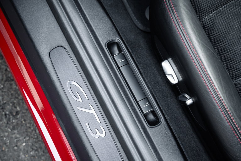 Porsche 991.2 GT3 Touring
