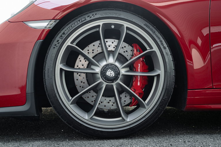 Porsche 991.2 GT3 Touring